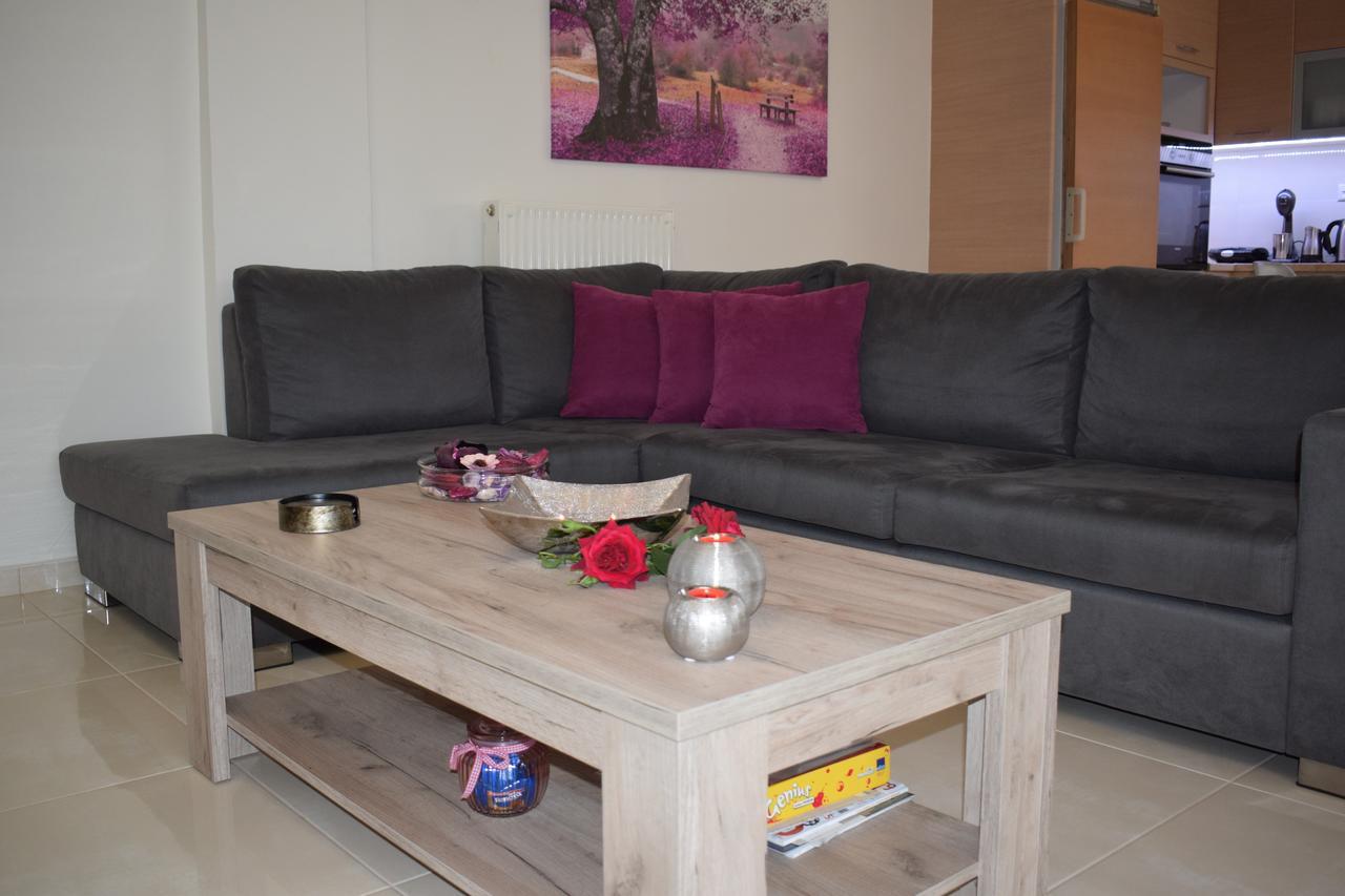 Studio Holiday Kalamata Apartment Exterior photo